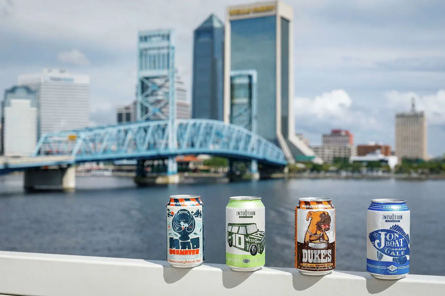 DoubleTree by Hilton Hotel Jacksonville Riverfront EXTERIOR