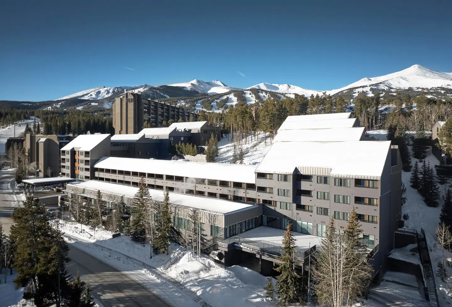 Hotel Alpenrock Breckenridge, Curio Collection by Hilton EXTERIOR