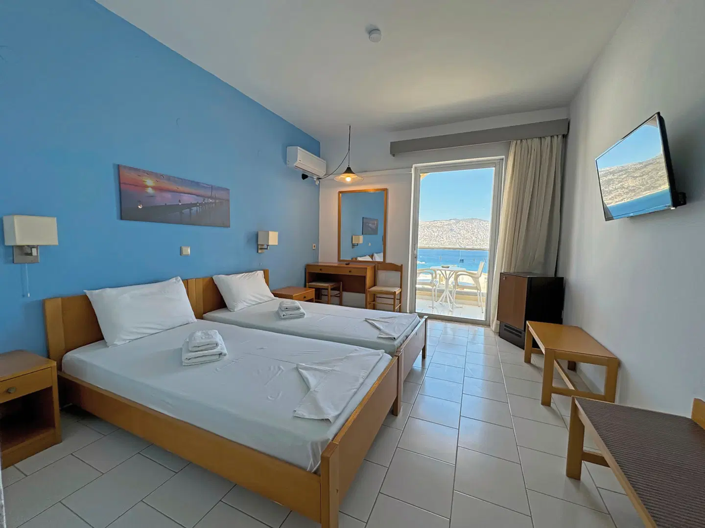 Olympic Hotel ROOM_EXAMPLE