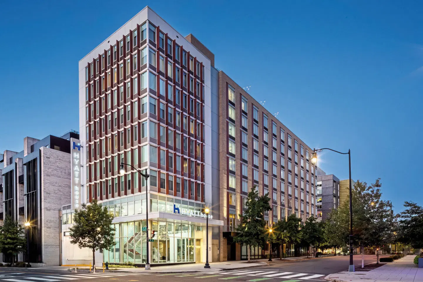 Hyatt House Washington DC / Downtown / Convention Center EXTERIOR