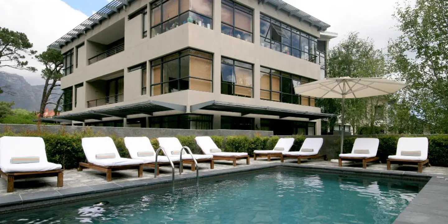 The Glen Apartments OUTDOOR_POOL