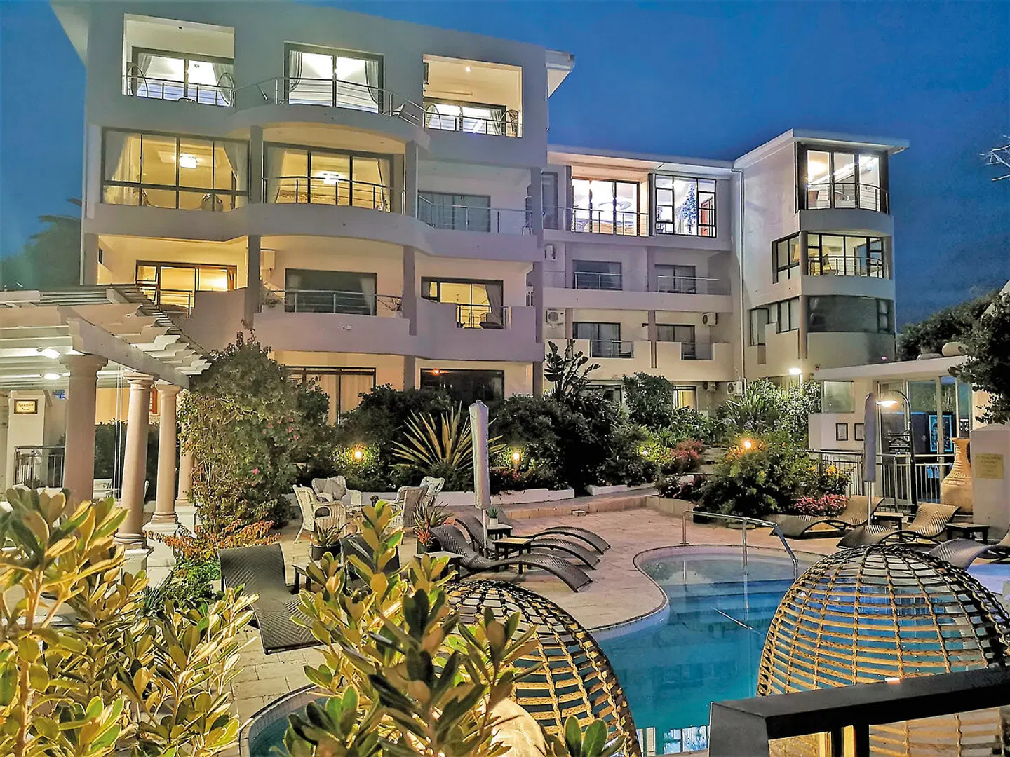 Misty Waves Boutique Hotel EXTERIOR