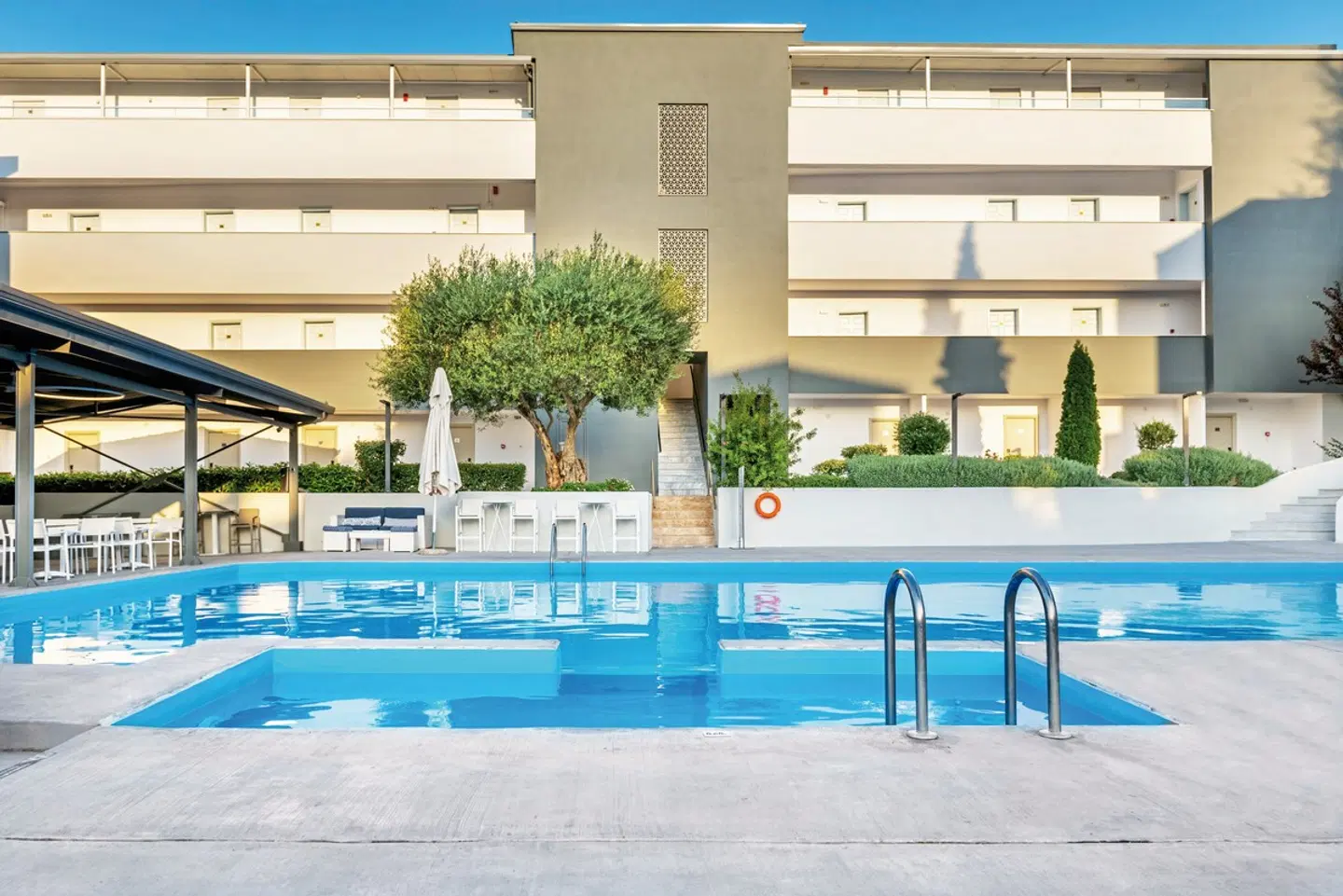 Hotel Kriopigi OUTDOOR_POOL