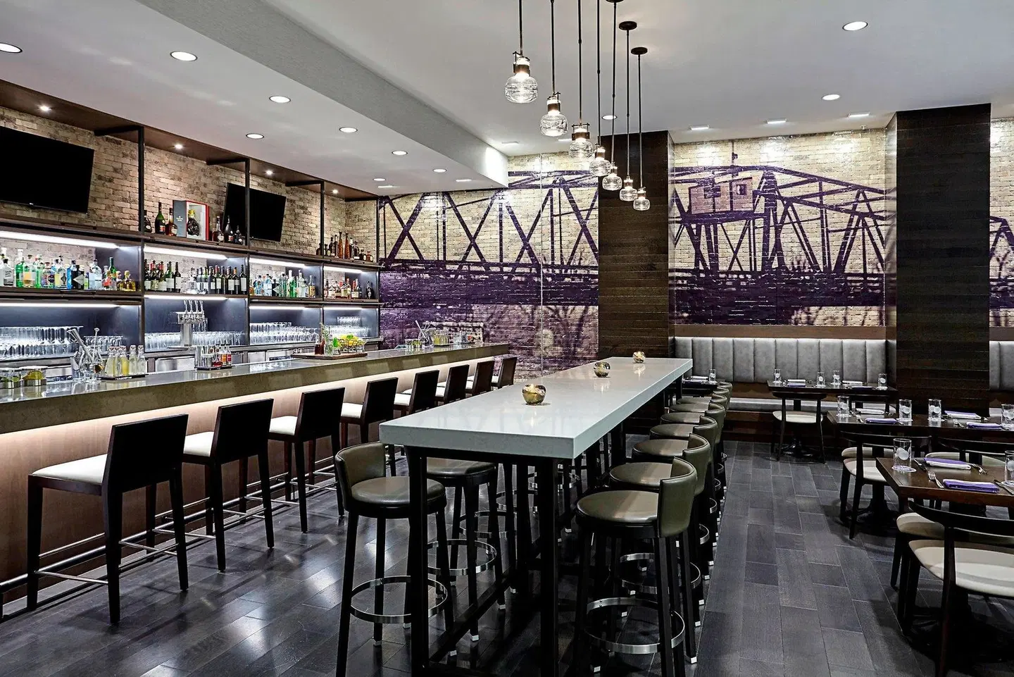 JW Marriott Minneapolis Mall of America Bar