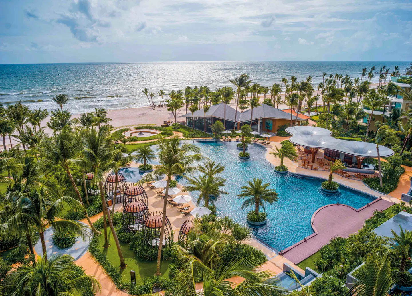 InterContinental Phu Quoc Long Beach Resort OUTDOOR_POOL