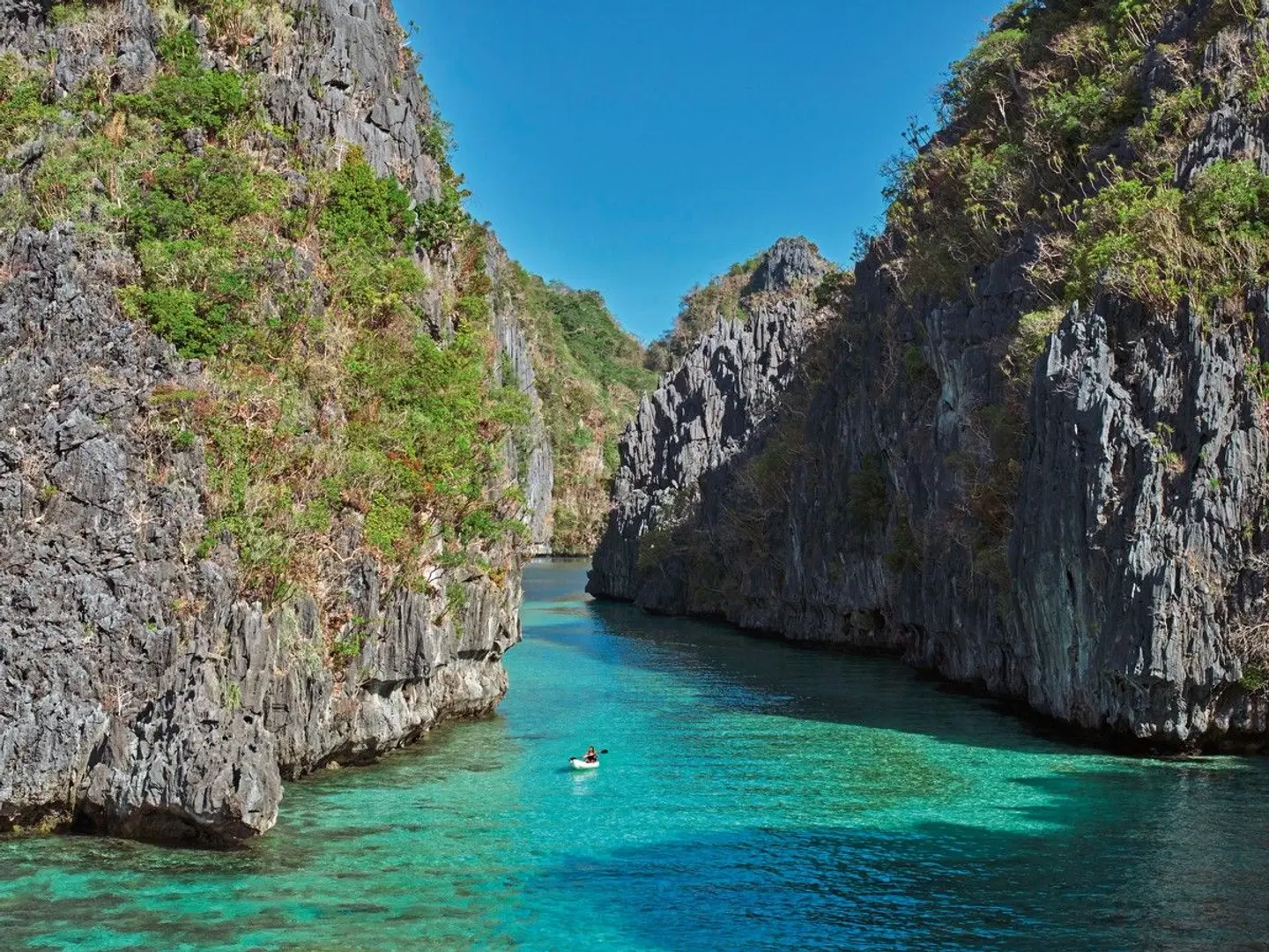 Philippinen hautnah - Tropenzauber und Inselträume LANDSCAPE
