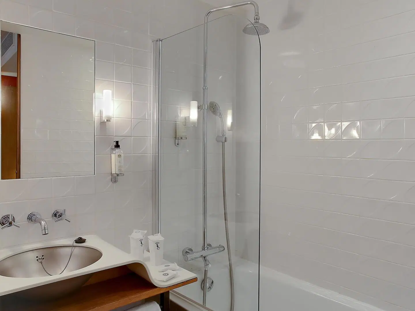 Hôtel Aulivia Opéra Badezimmer