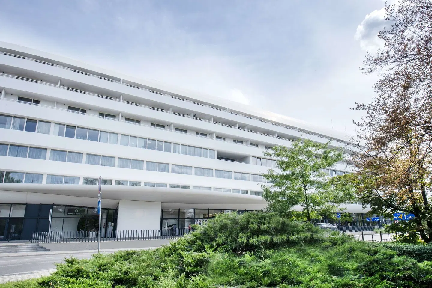 DoubleTree by Hilton Wroclaw EXTERIOR