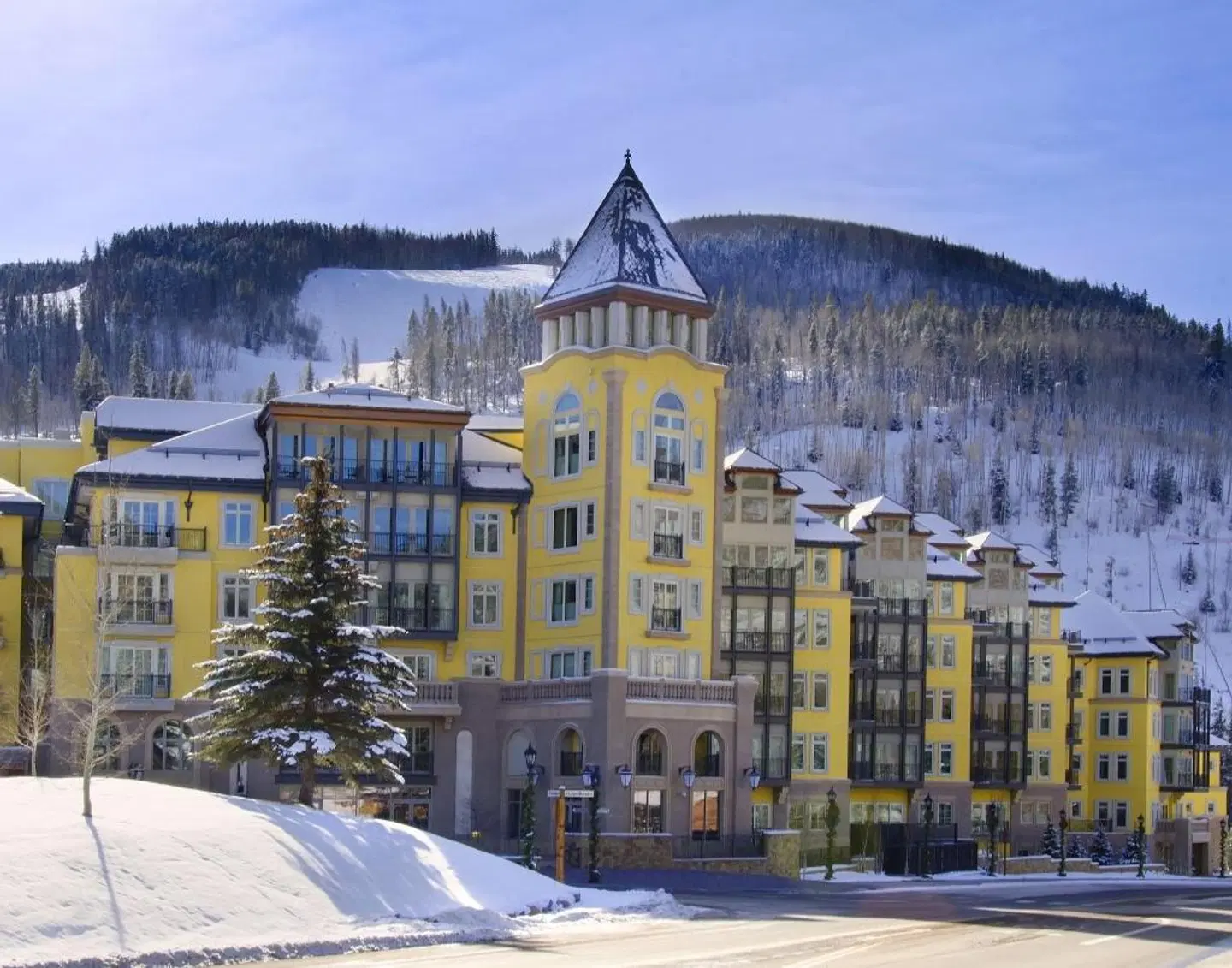The Ritz-Carlton Residences EXTERIOR