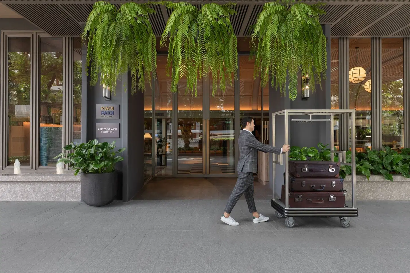 Madi Paidi Bangkok, Autograph Collection SPORTS_AND_LEISURE