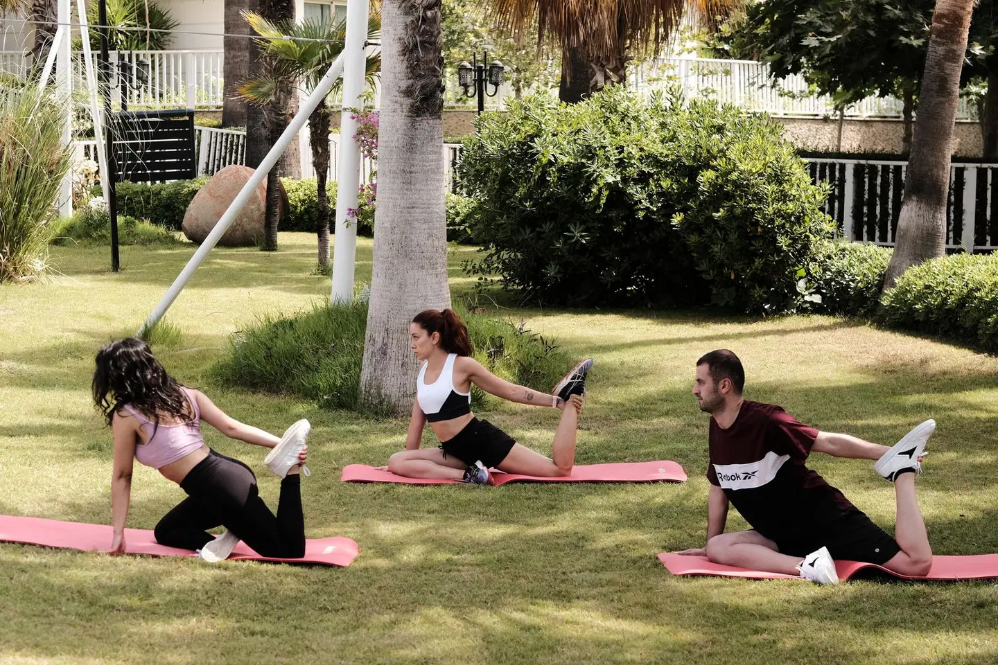 Paloma Oceana PEOPLE