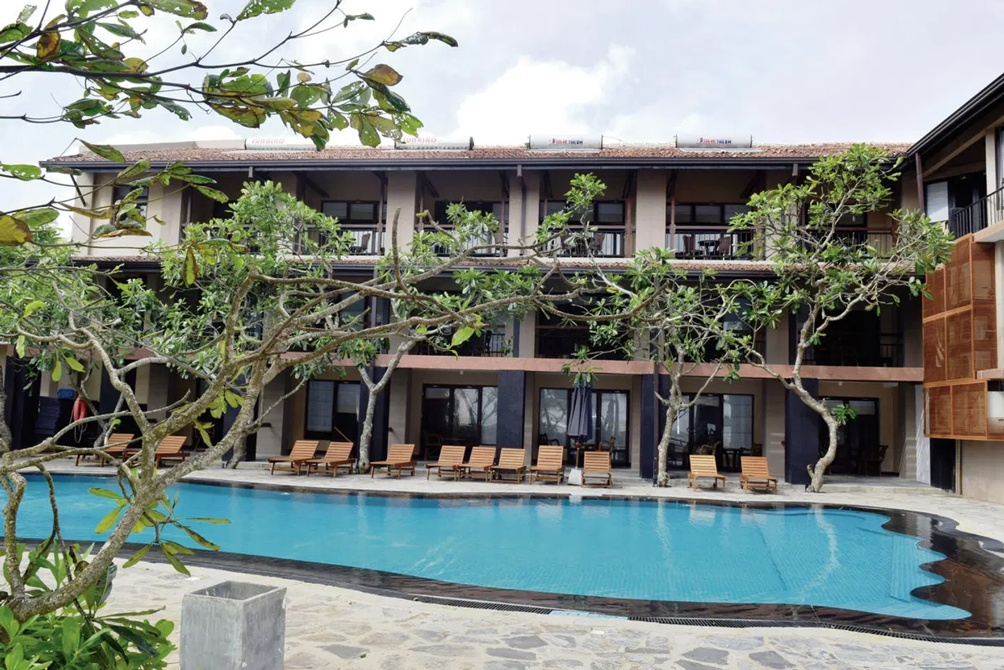 Earl's Reef Beruwela OUTDOOR_POOL