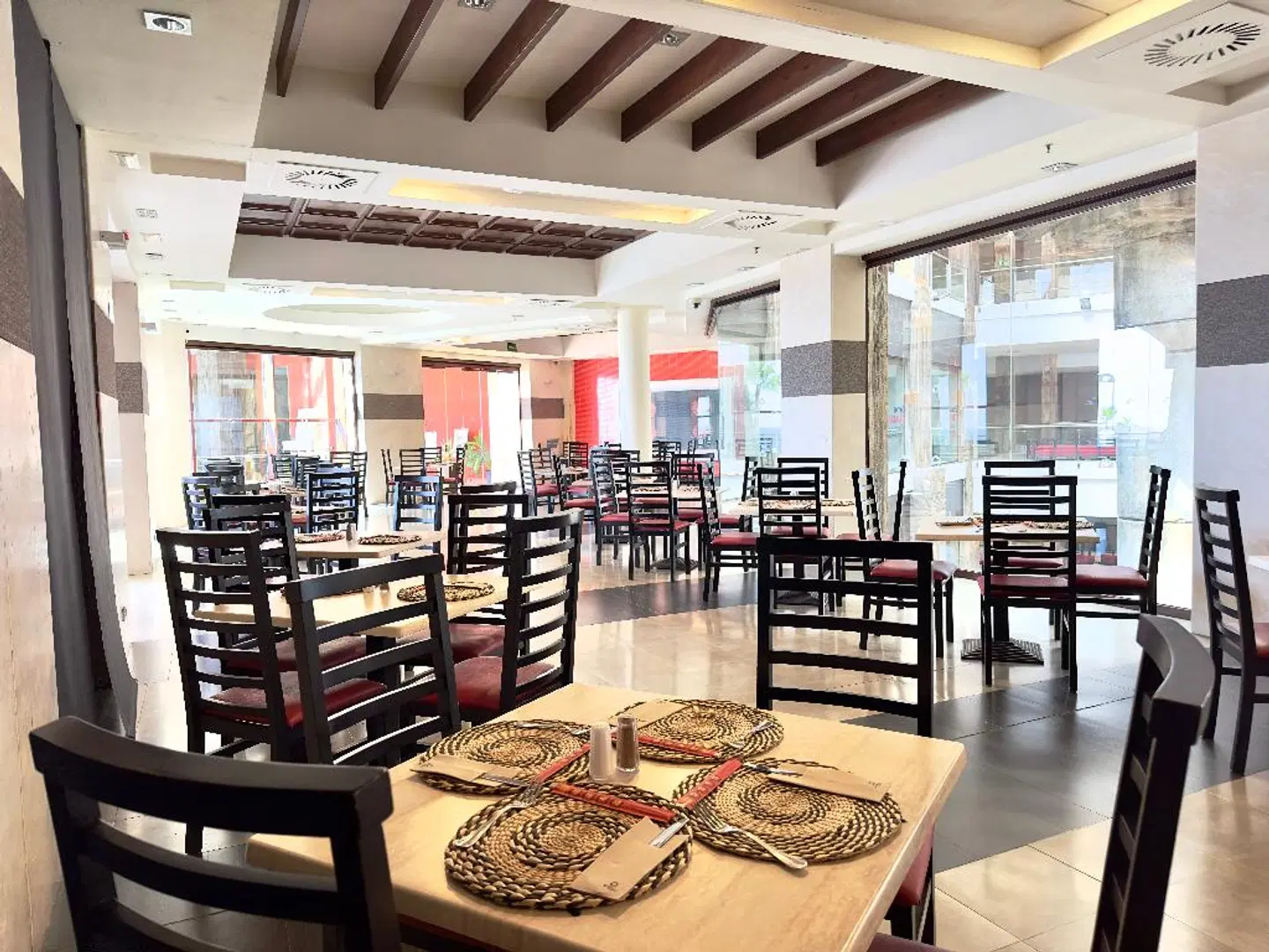 Holiday World Polynesia Hotel Restaurant