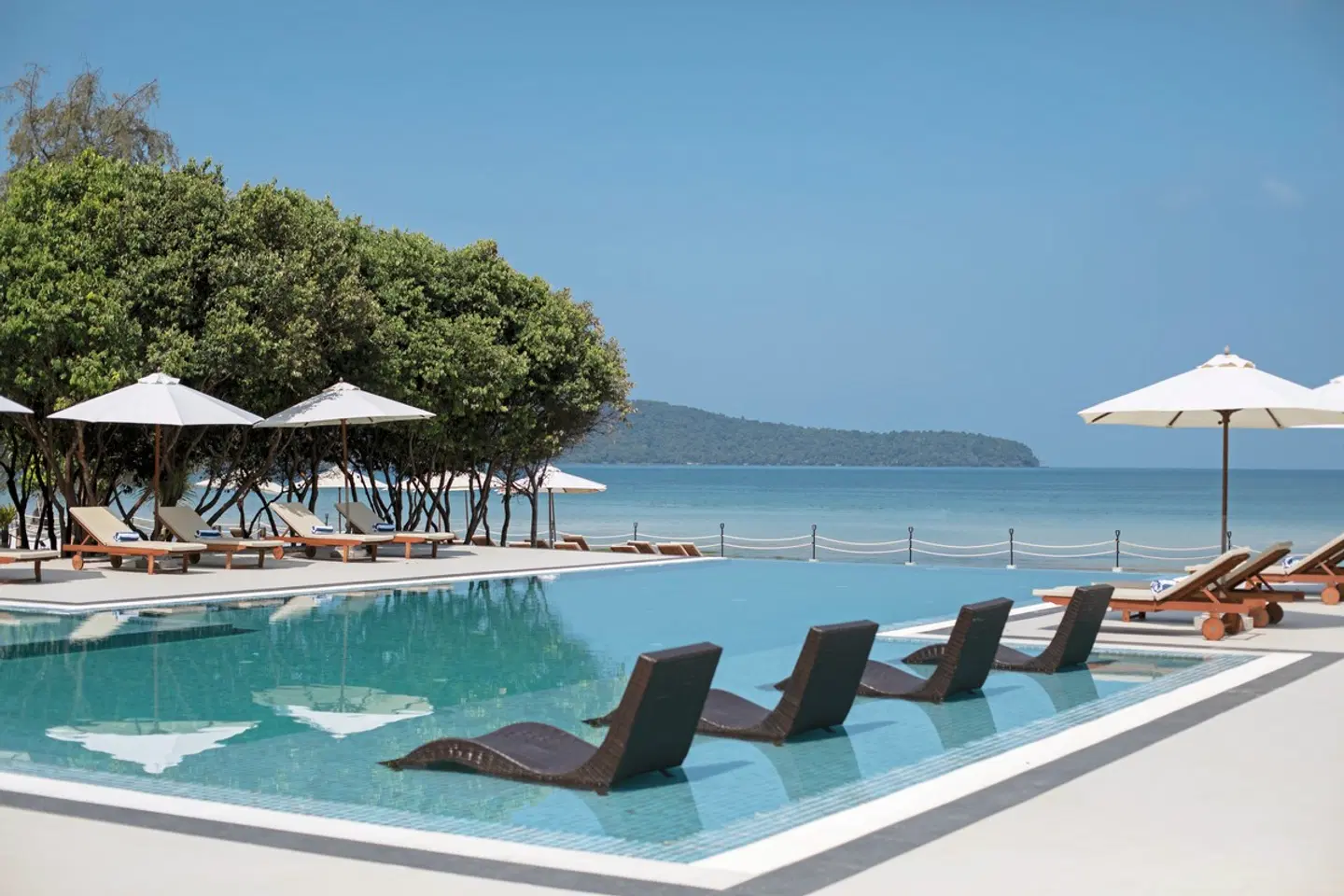 La Passion by Achariyak OUTDOOR_POOL