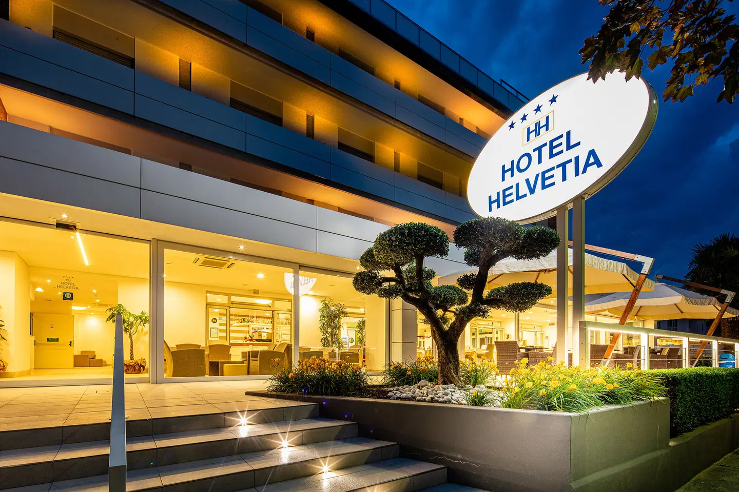 Hotel Helvetia EXTERIOR
