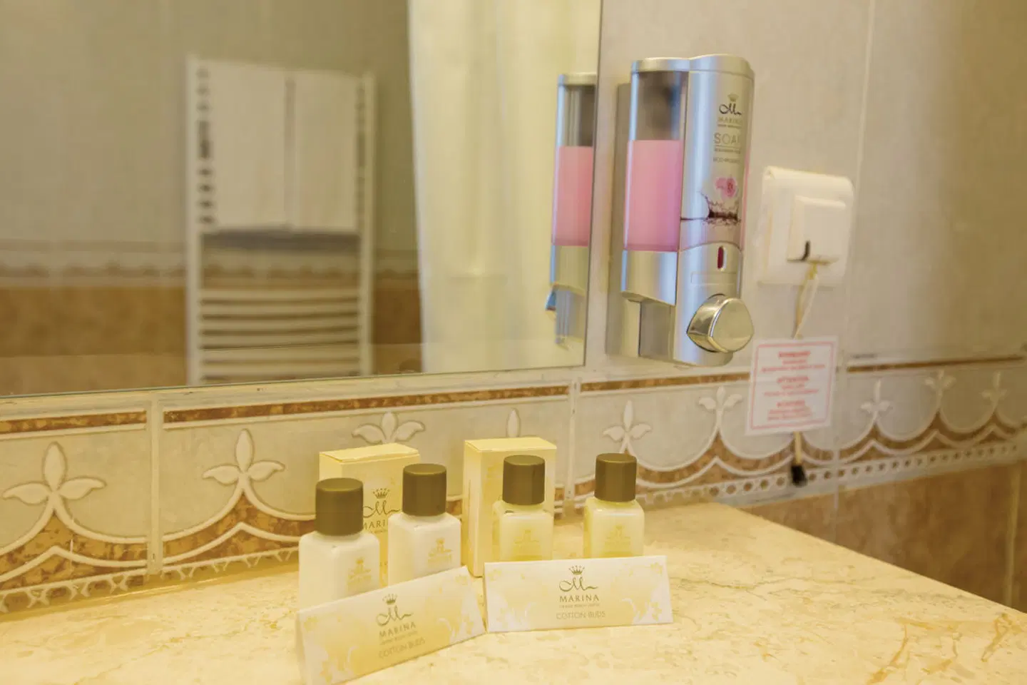 Marina Grand Beach Badezimmer