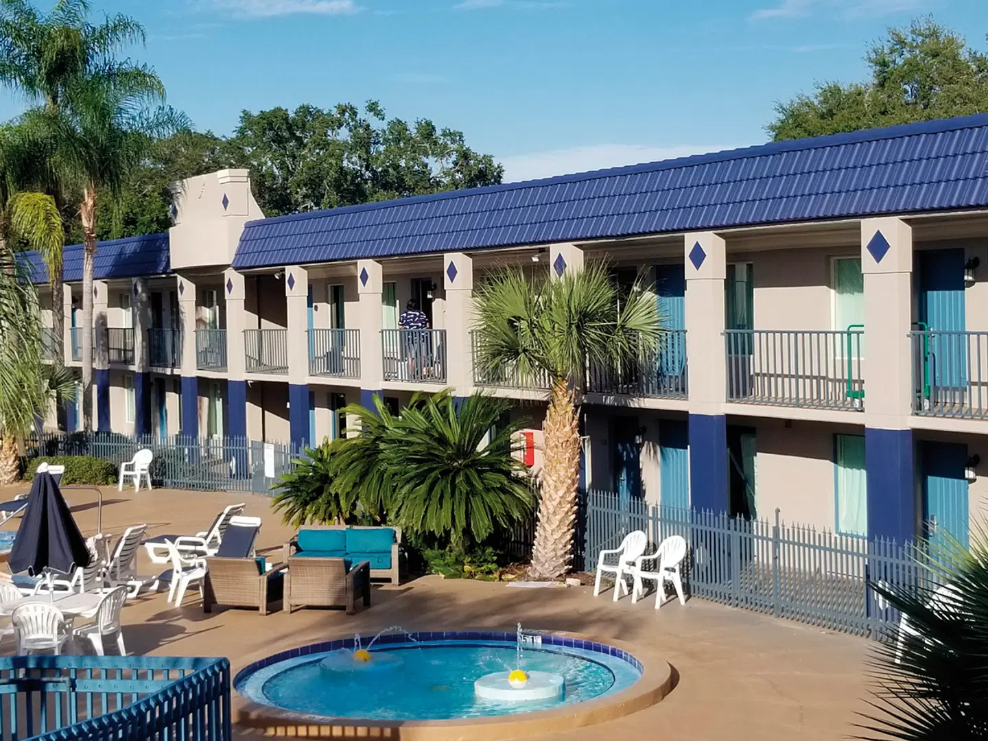 Clarion Clearwater EXTERIOR