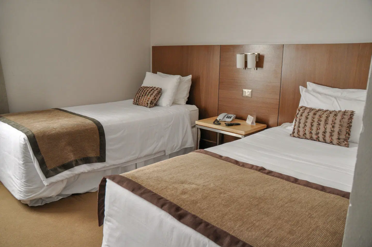 Martin Gusinde ROOM_EXAMPLE