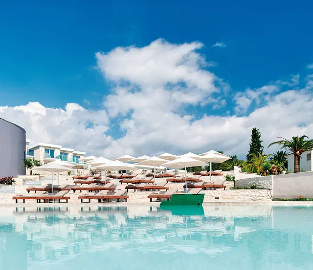 Alexandra Elegance OUTDOOR_POOL