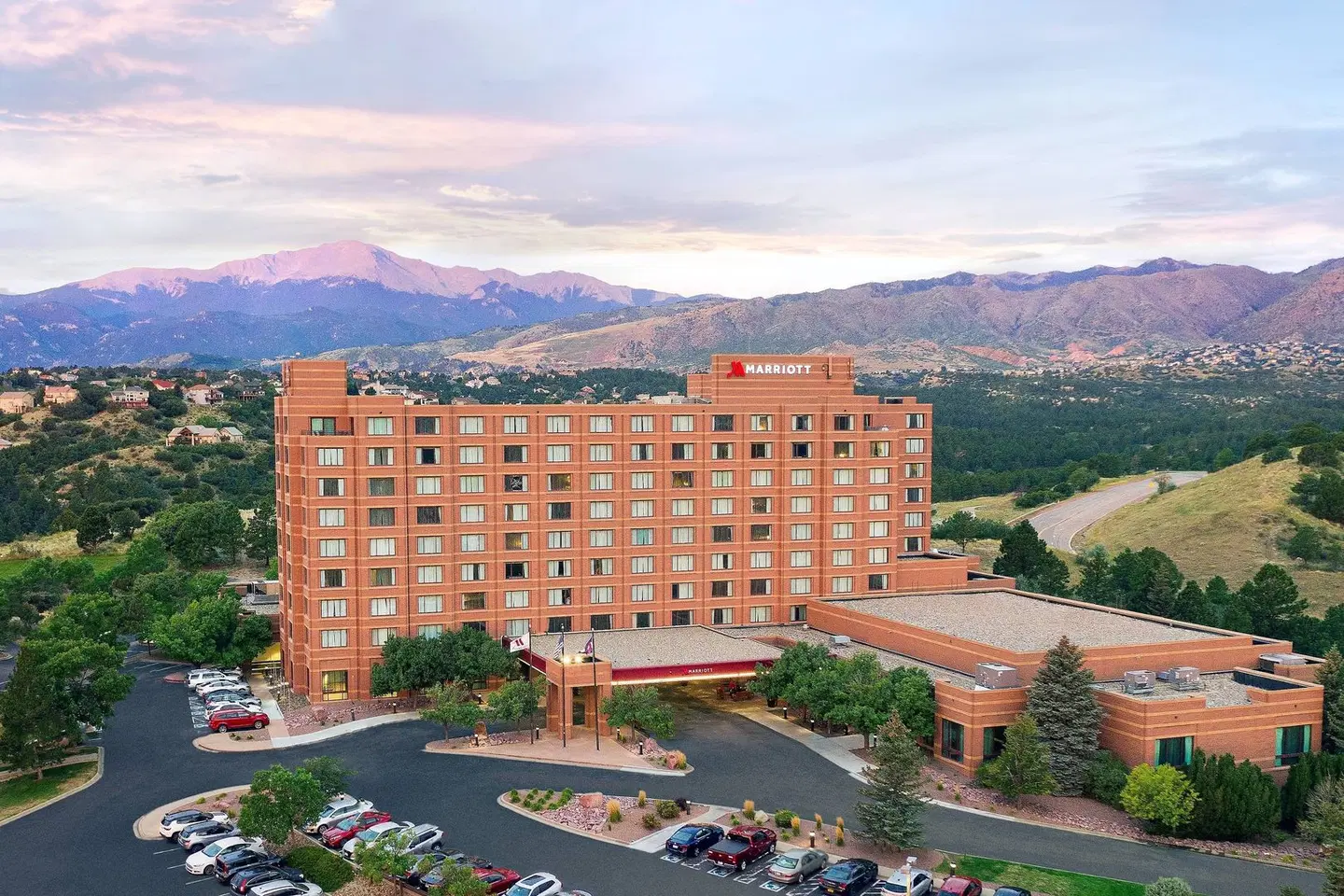 Colorado Springs Marriott EXTERIOR