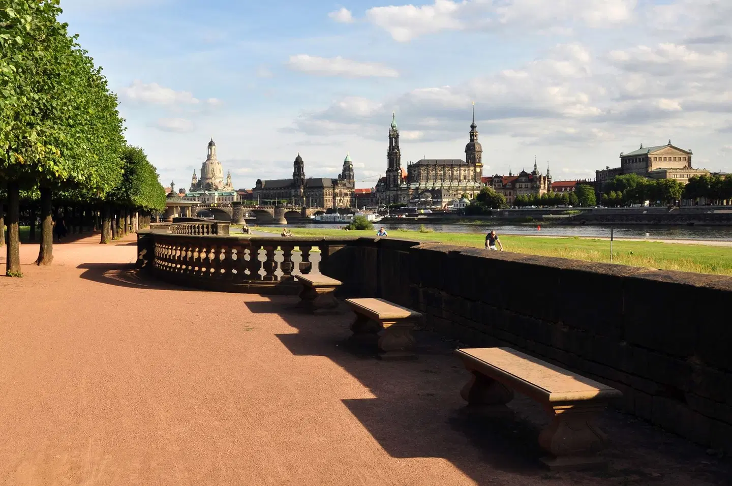 Best Western Macrander Hotel Dresden Terrasse