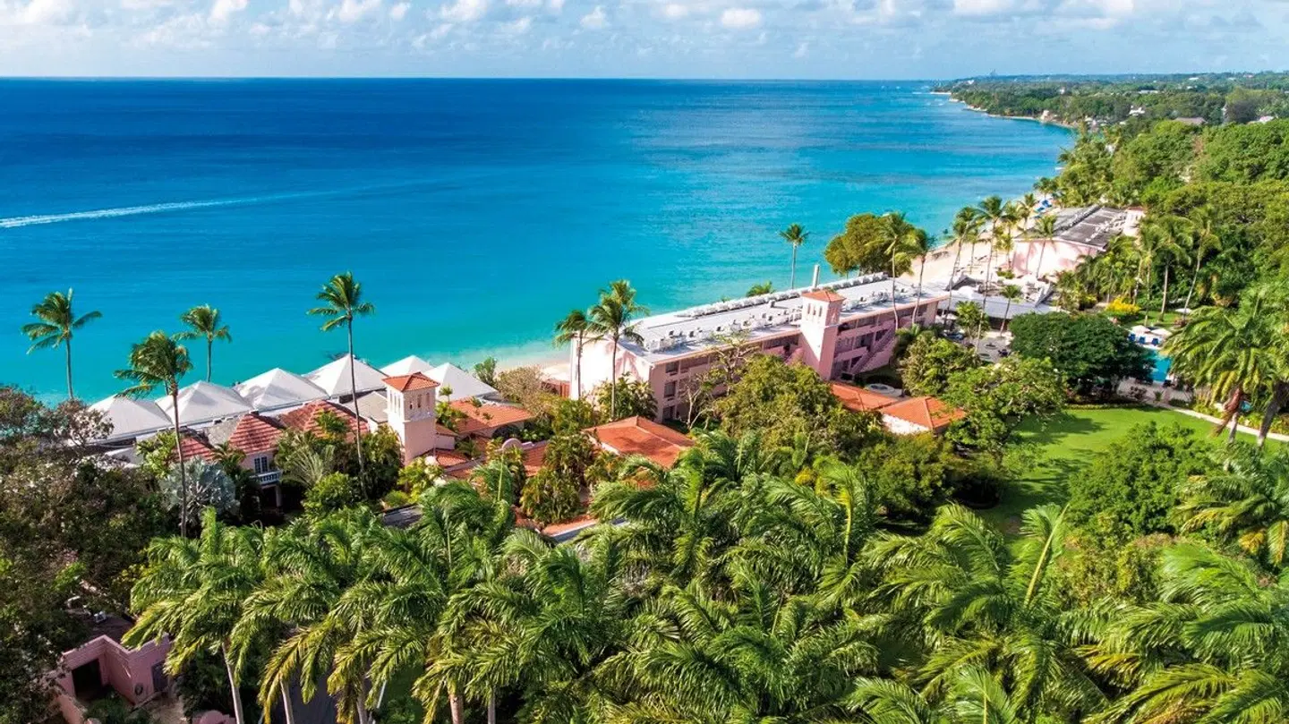 Fairmont Royal Pavilion EXTERIOR