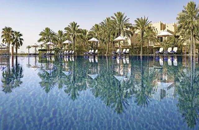 Grand Hyatt Doha Hotel & Villas OUTDOOR_POOL