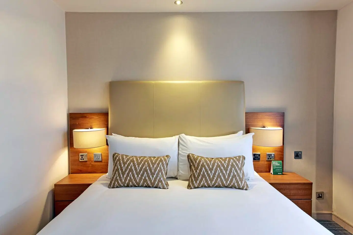 Thistle Kensington Gardens ROOM_EXAMPLE