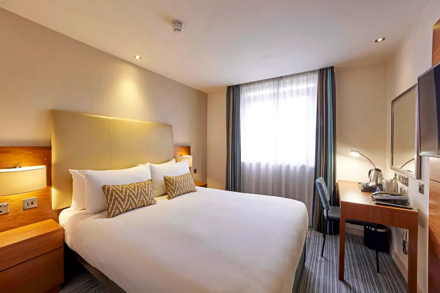 Thistle Kensington Gardens ROOM_EXAMPLE