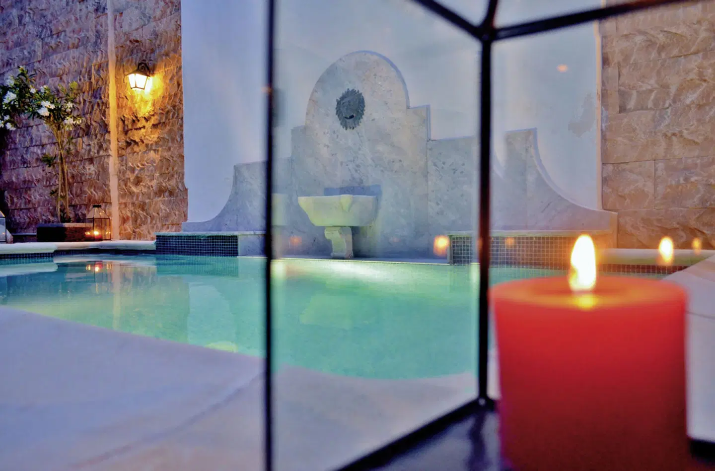 Chapel 5 Boutique Suites Hallenbad