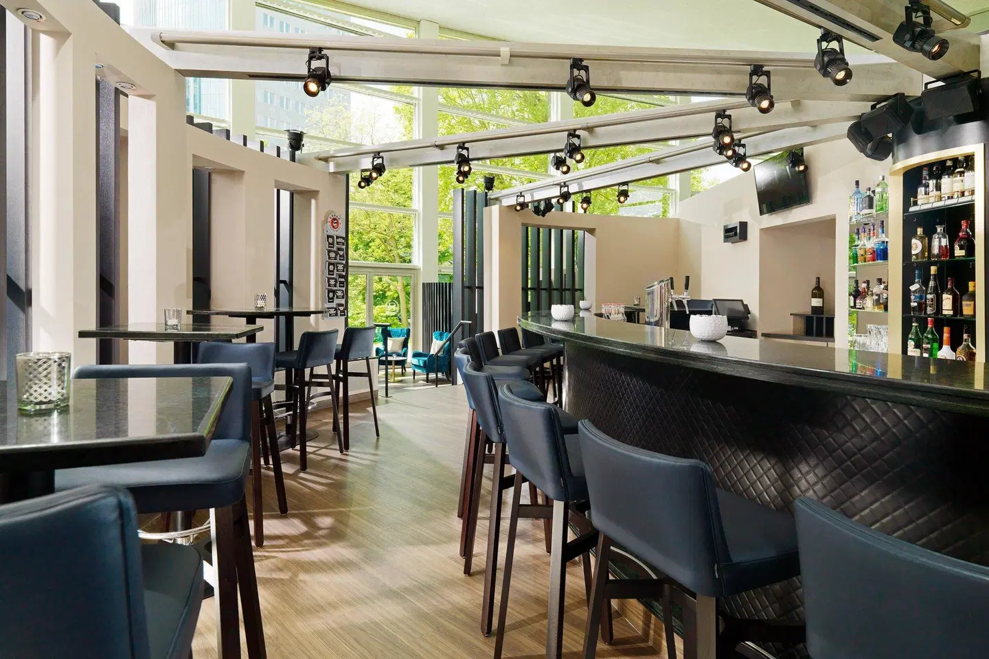 Sheraton Offenbach Hotel Bar
