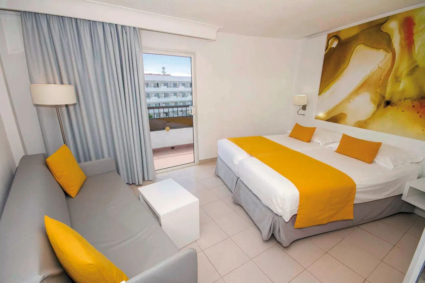 Servatur Waikiki ROOM_EXAMPLE