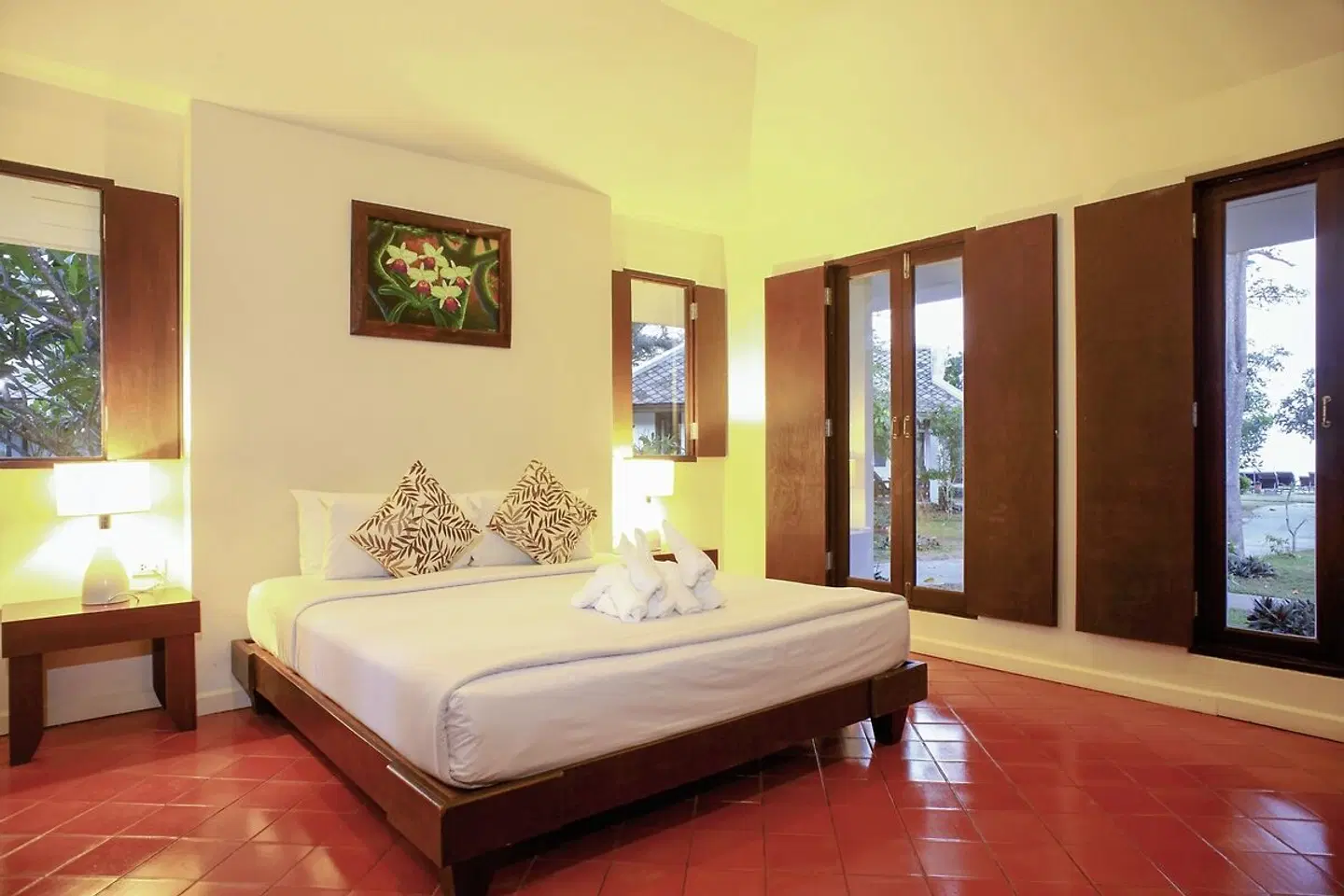 The Hive Hotel ROOM_EXAMPLE