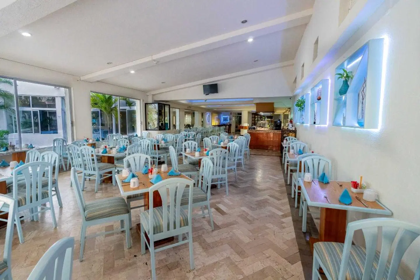 Aquamarina Beach Hotel Restaurant