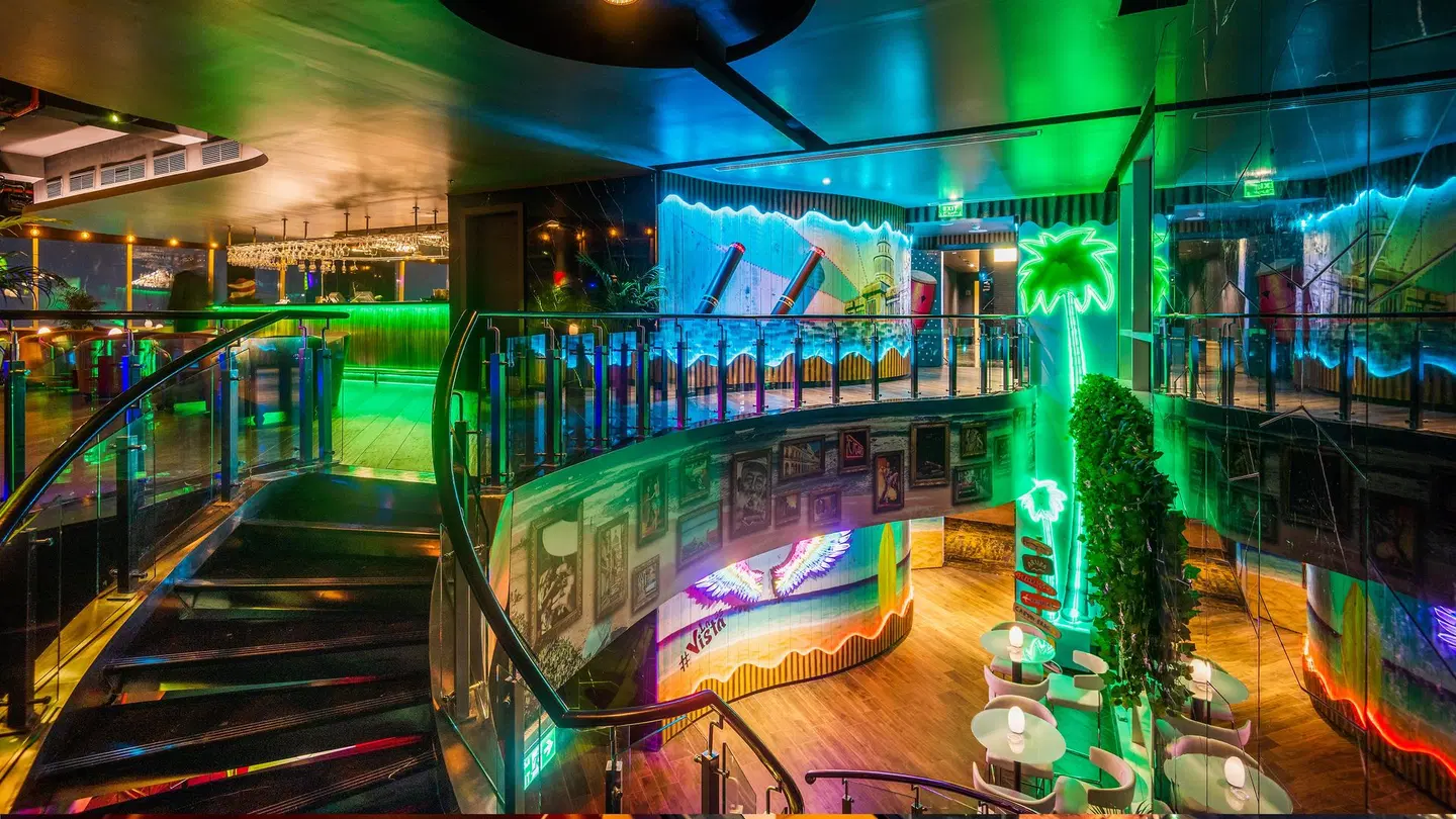 InterContinental Doha - The City, an IHG Hotel Bar