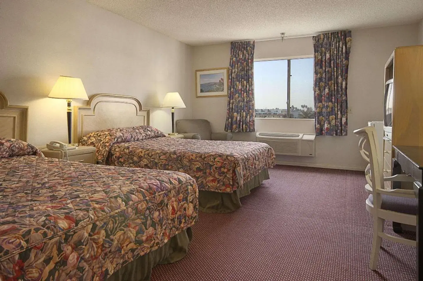 Ramada Wilshire ROOM_EXAMPLE