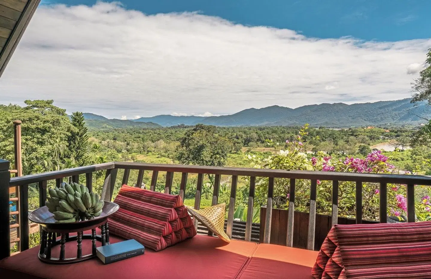 Anantara Golden Triangle Elephant Camp & Resort Terrasse