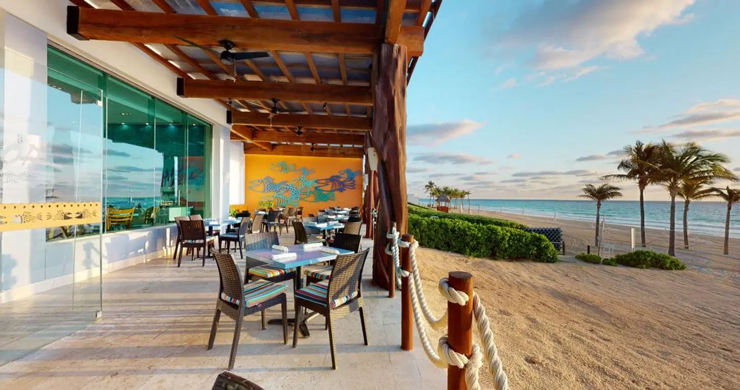 Park Royal Beach Cancún Restaurant