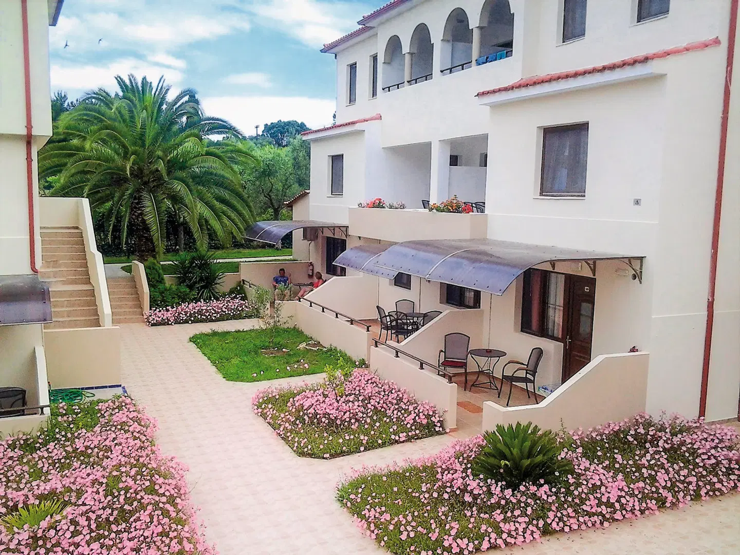 Amari Studios & Appartements EXTERIOR