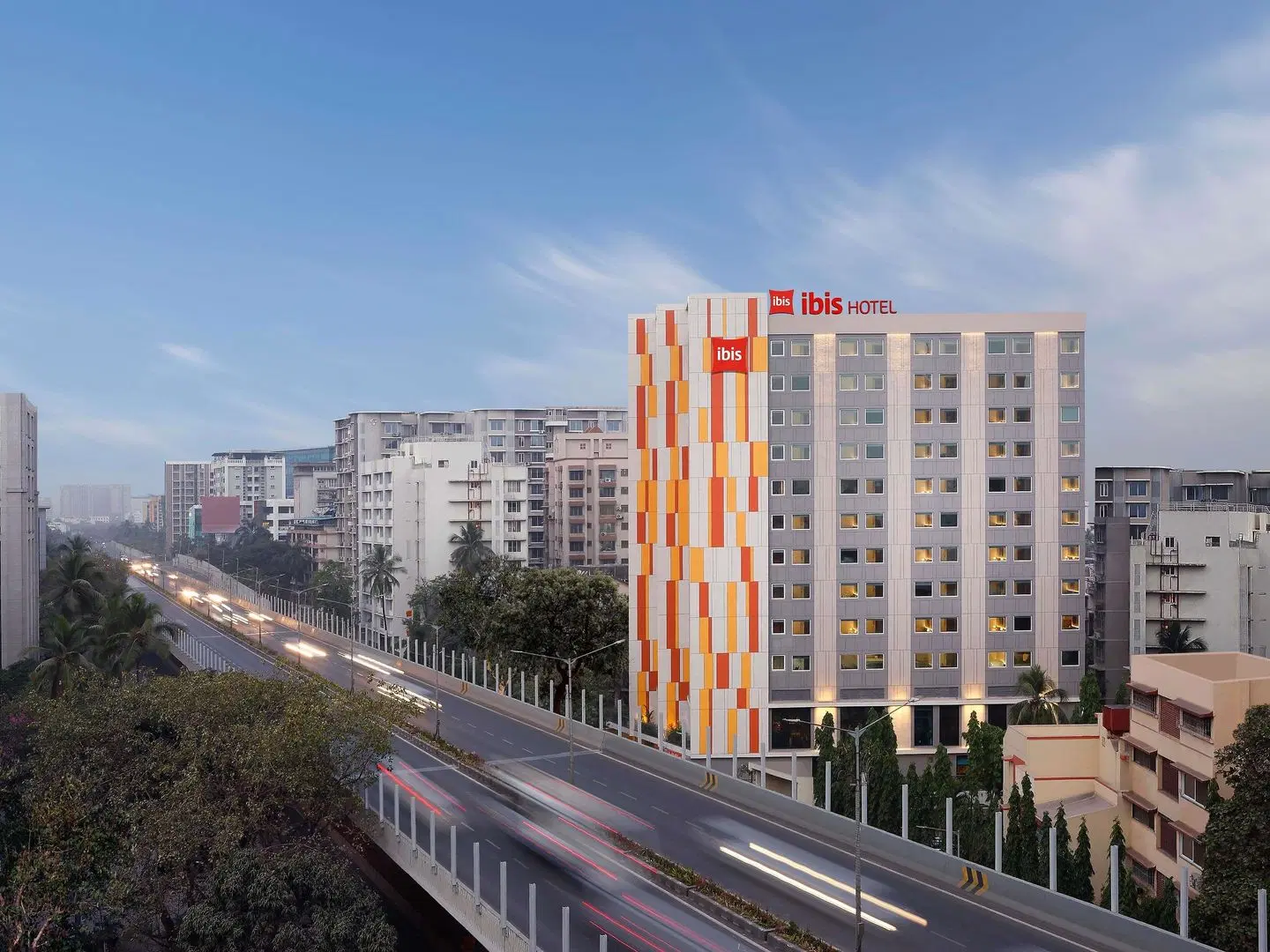 ibis Mumbai BKC EXTERIOR