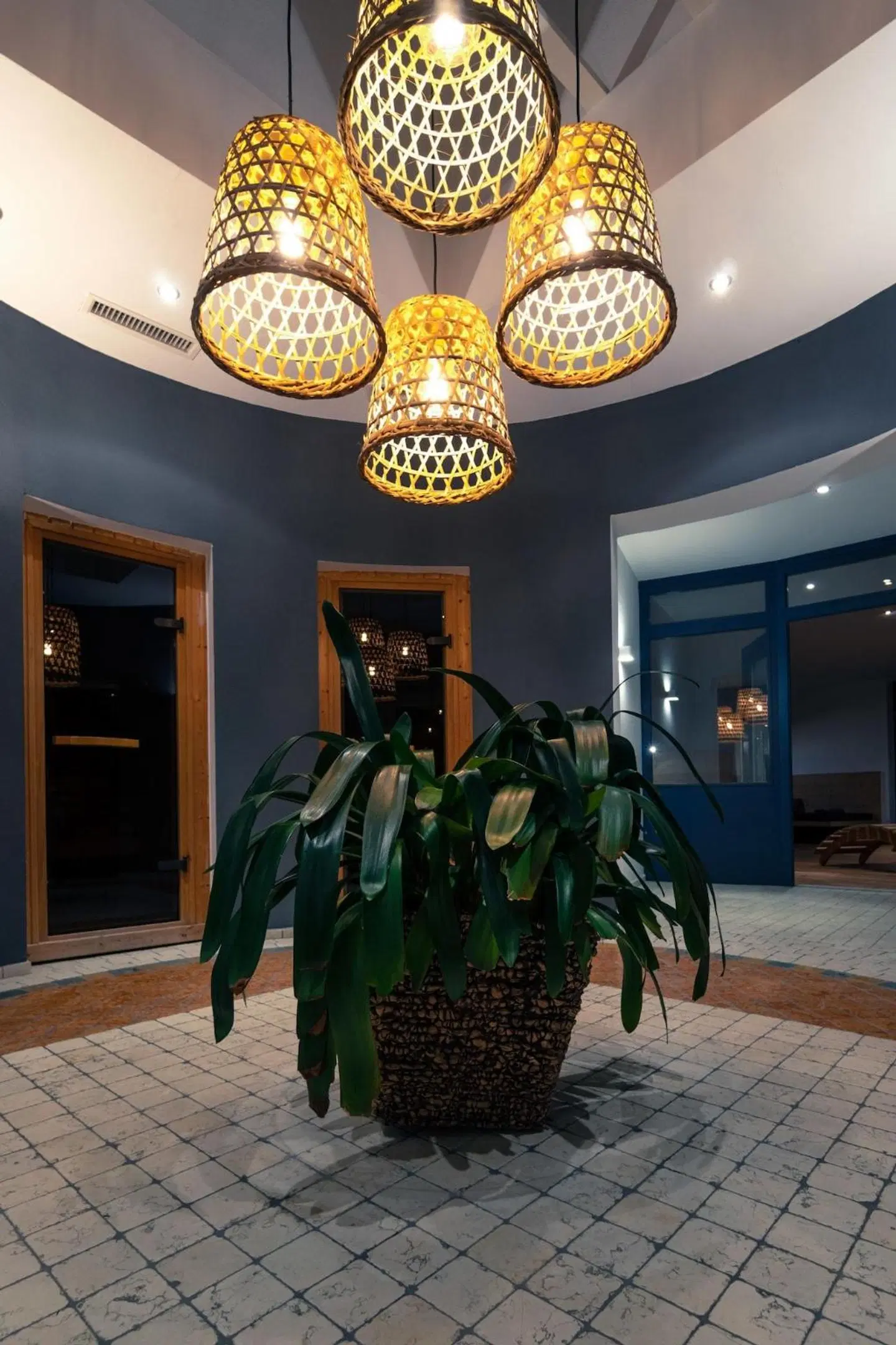 A.nett SPORTS_AND_LEISURE