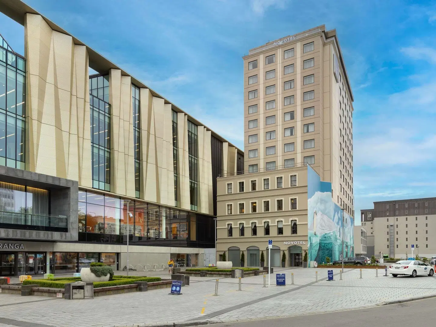 Novotel Christchurch Cathedral Square Hotel EXTERIOR