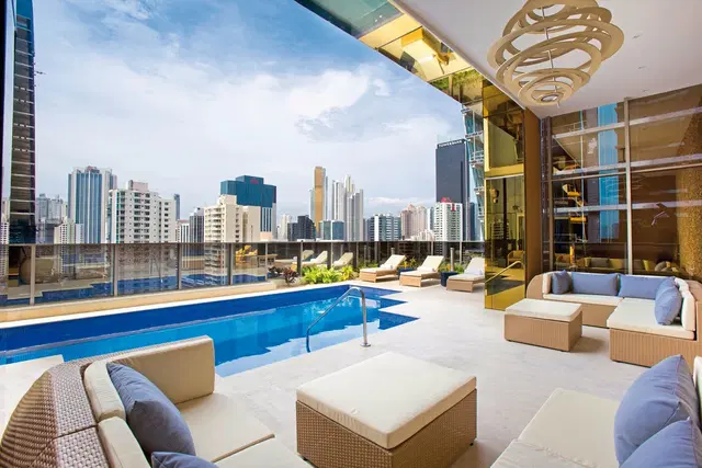 Global Hotel Panama OUTDOOR_POOL