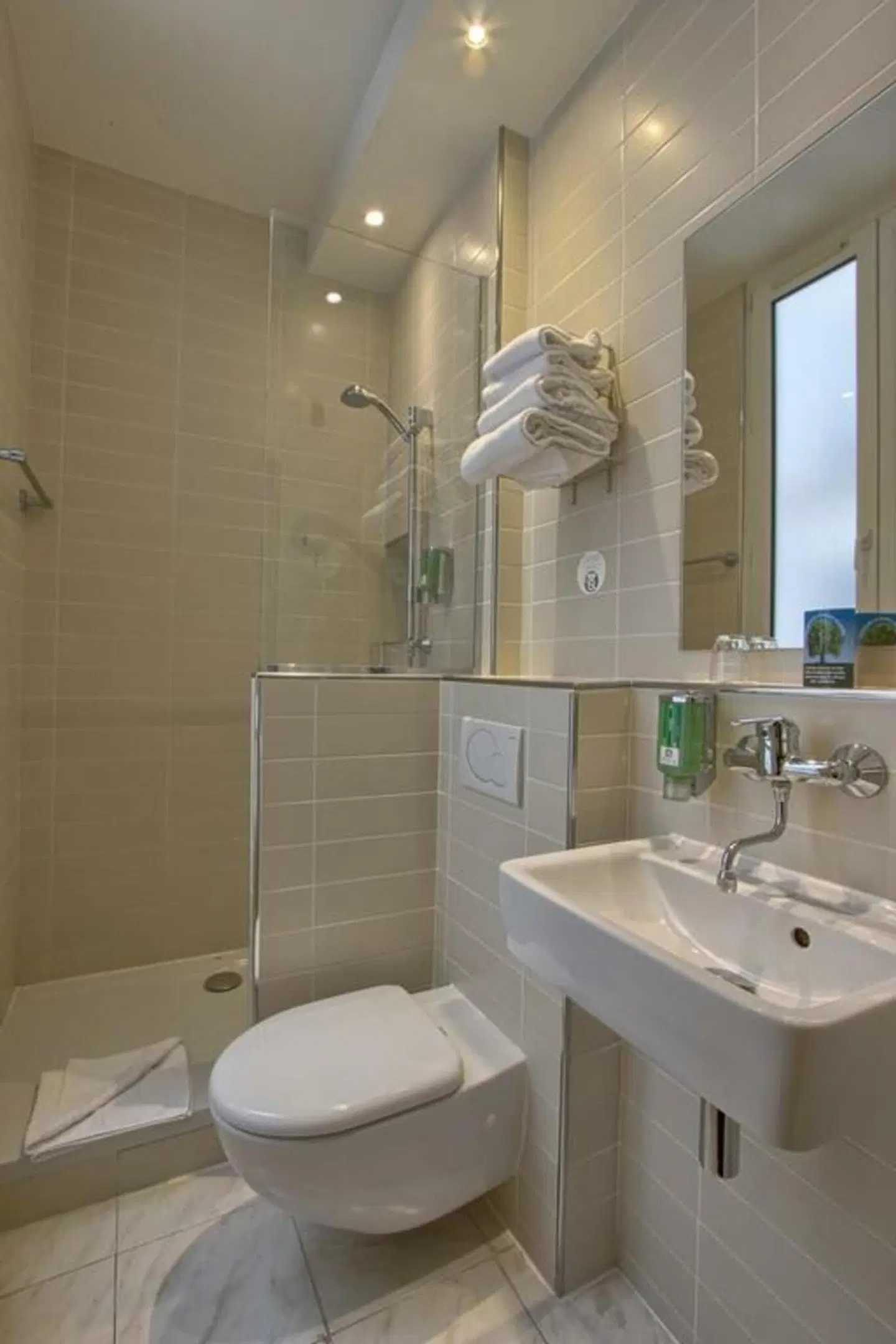 Timhotel Invalides Eiffel Badezimmer