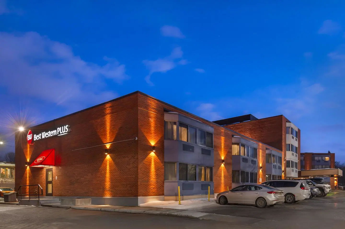 Best Western Plus Ottawa City Centre EXTERIOR