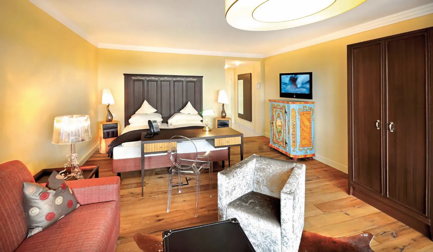 Alpine Palace ROOM_EXAMPLE