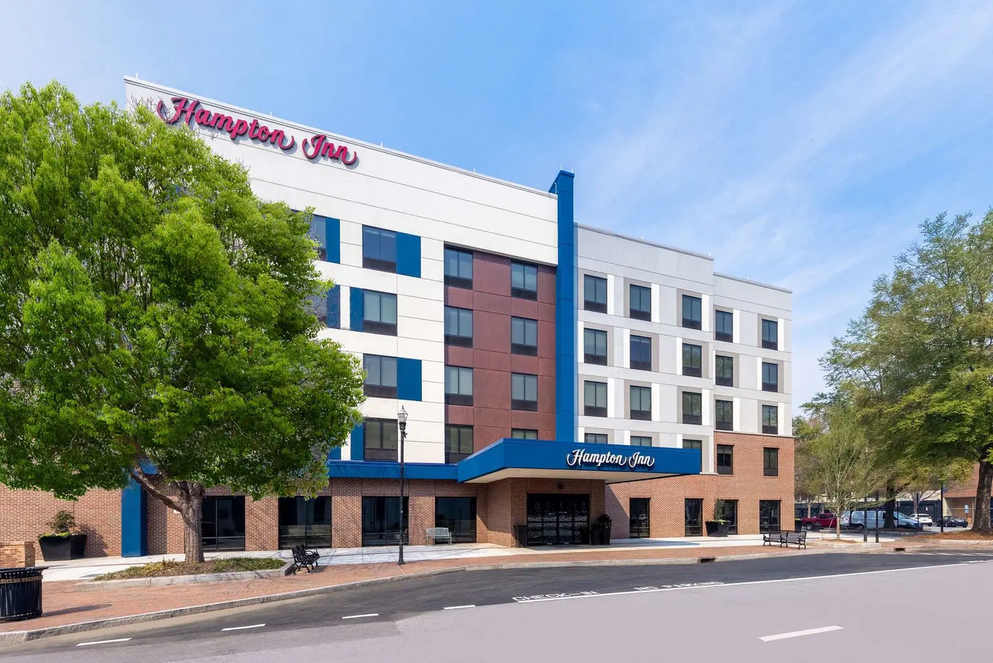 Hampton Inn Columbus Downtown EXTERIOR