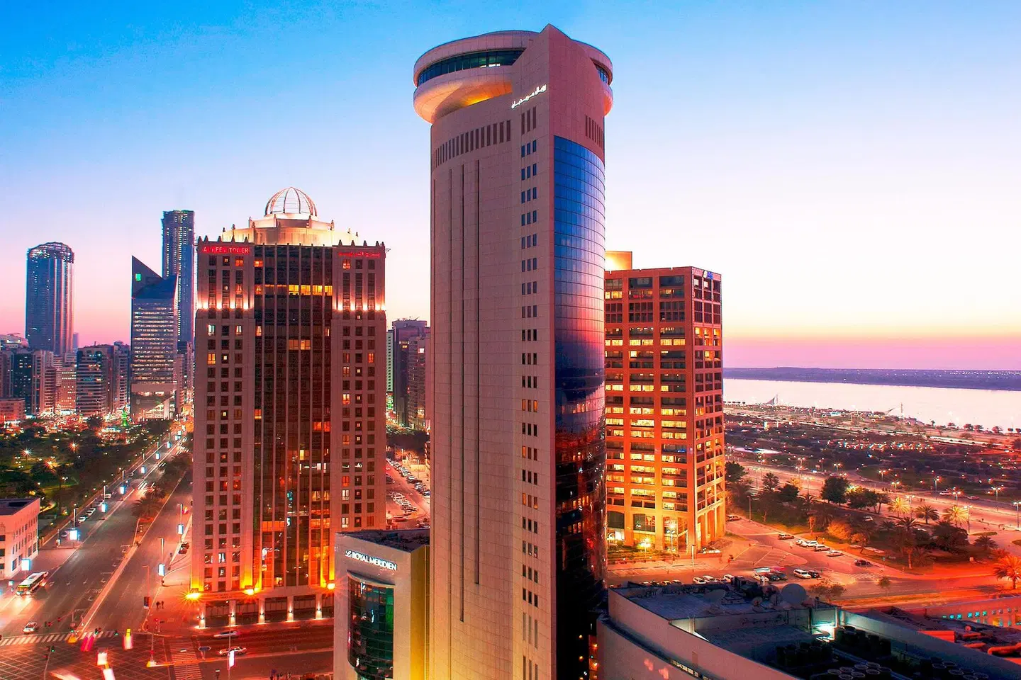 Le Royal Méridien Abu Dhabi EXTERIOR