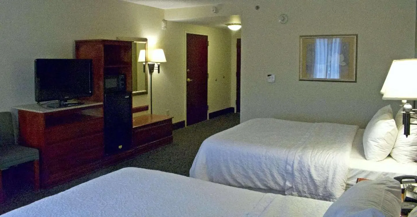 Hampton Inn Ithaca ROOM_EXAMPLE