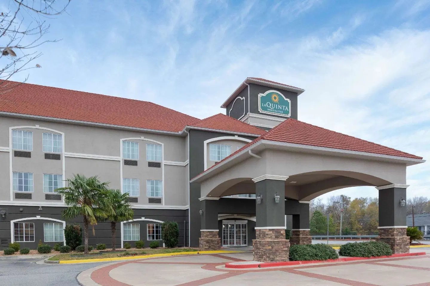 La Quinta Inn & Suites by Wyndham Macon West EXTERIOR